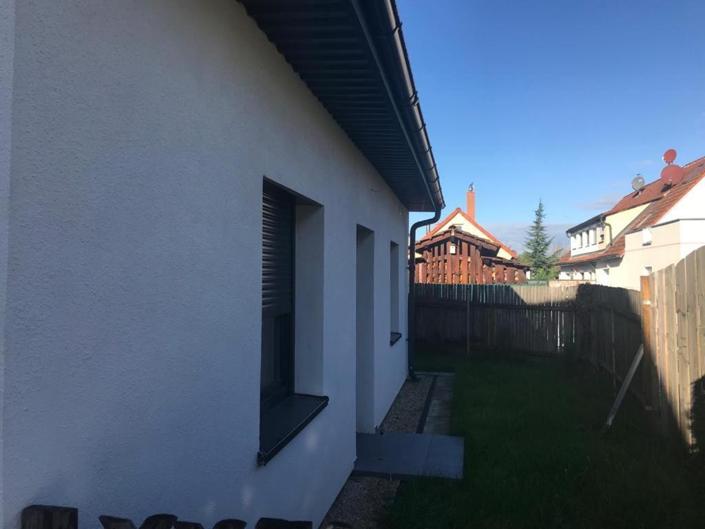 Bezauberndes Gaestehaus Mit Terrasse Nürnberg Exterior foto