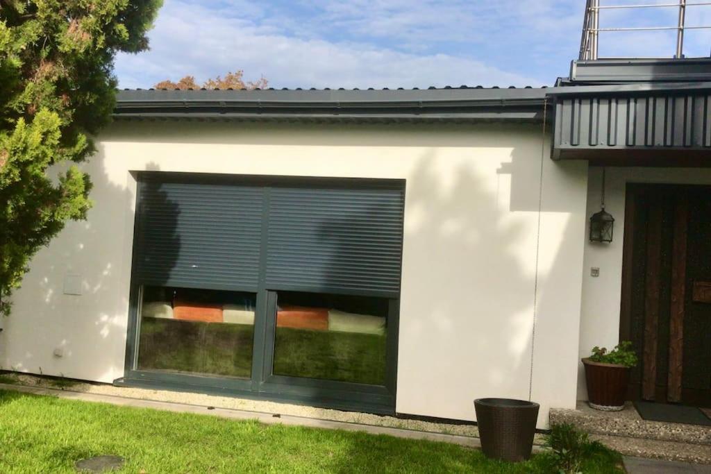 Bezauberndes Gaestehaus Mit Terrasse Nürnberg Exterior foto